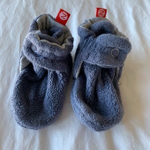 Zutano booties 6-12M